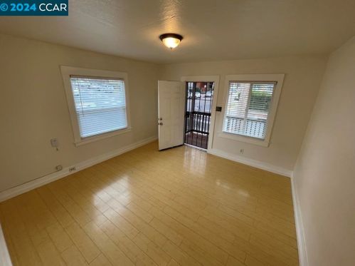 2141 11th Ave, Oakland, CA 94606-3111
