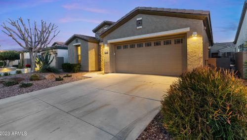 4737 Rakestraw Ln, Gilbert AZ  85298-3429 exterior