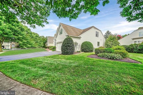 431 Larkspur Dr, Kennett Sq, PA 19348-1795