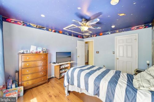 20 Birmingham Dr, Columbus NJ  08022-2342 exterior