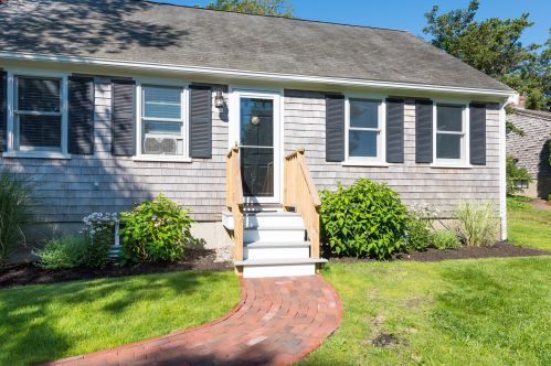 59 Nob Hill Rd, Chatham, MA 02633-1935