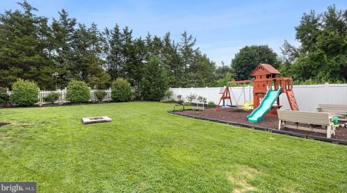 108 Chestnut St, Swedesboro NJ  08085-1201 exterior