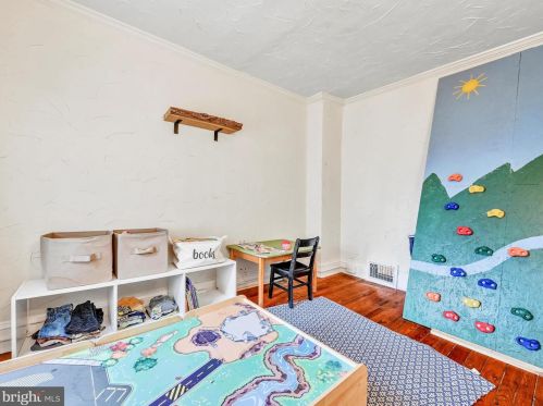 829 5 St, Lancaster PA  17603-5026 exterior