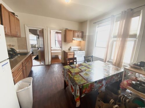 30-94 48th St, Long Island City NY  11105-1232 exterior