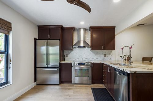 5428 Viburnum St, Delray Beach, FL 33484-9183