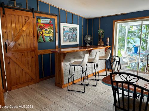 817 Oriole Cir, Sebastian FL  32976-7520 exterior