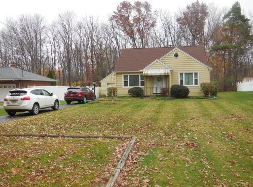 2775 Morefield Rd, Hermitage, PA 16148-2427
