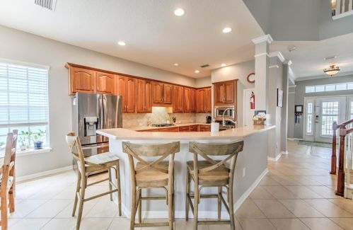 413 Islebay Dr, Ruskin FL  33572-3332 exterior