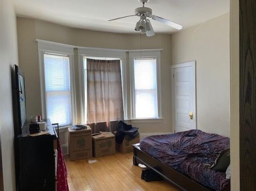 3230 Mckinley Blvd, Milwaukee, WI 53208-2956