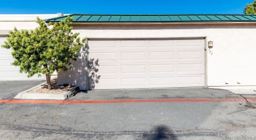 704 Silver Dr, Vista CA  92083-4243 exterior