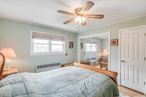 55 Spruce Ave, Bethpage NY  11714-1328 exterior