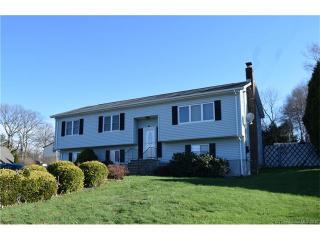61 Chipper Rd, Waterbury, CT 06704-1240