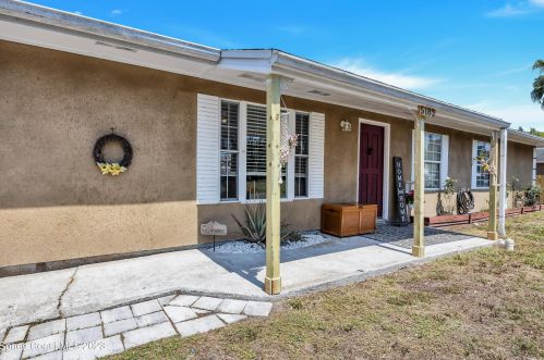 5182 Jamaica Rd, Cocoa, FL 32927-9055