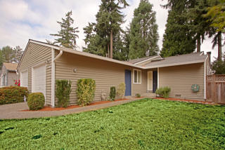 13320 137th Pl, Kirkland, WA 98034-5514
