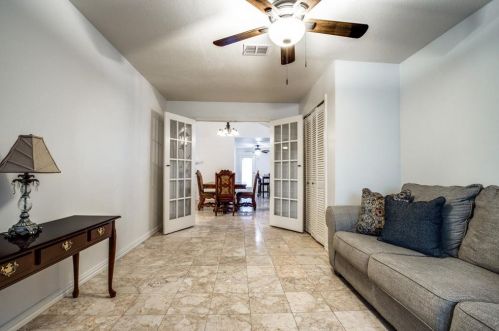 4518 Falls Dr, Dallas TX  75211-6405 exterior