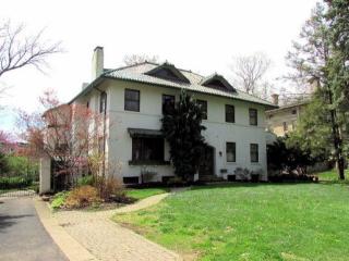 1859 Madison Rd, Cincinnati, OH 45206-1868