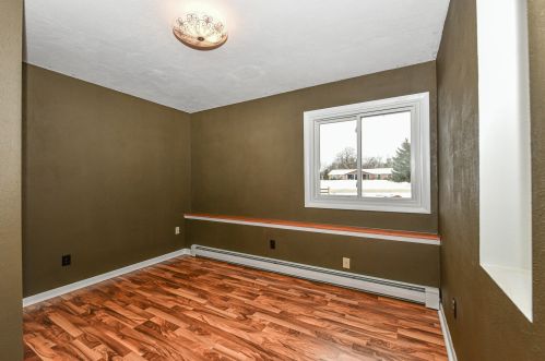 4380 Woodsview Ct, Waukesha WI  53146-3645 exterior