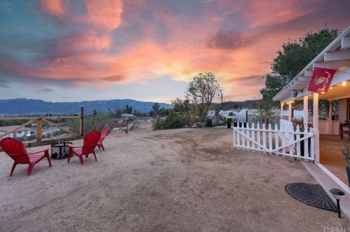 34875 Susan Dr, Wildomar, CA 92595-8015