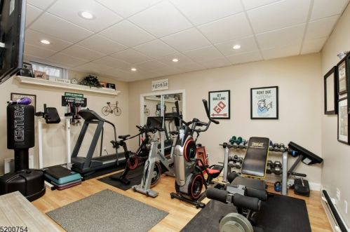 11 Cedar Ct, Hackettstown NJ  07840-2850 exterior