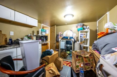 551 Leo St, Industrial Hillside NJ  07205-1726 exterior