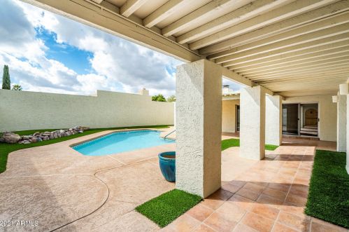8232 73rd Pl, Scottsdale AZ  85258-2722 exterior