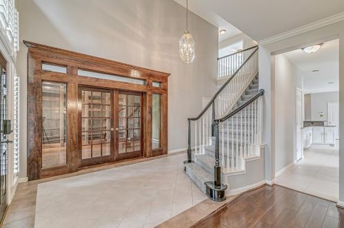 1800 Southwicke Dr, Lewisville TX  75022-8430 exterior