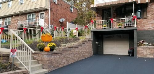 825 Killarney Dr, Pittsburgh, PA 15234-2504