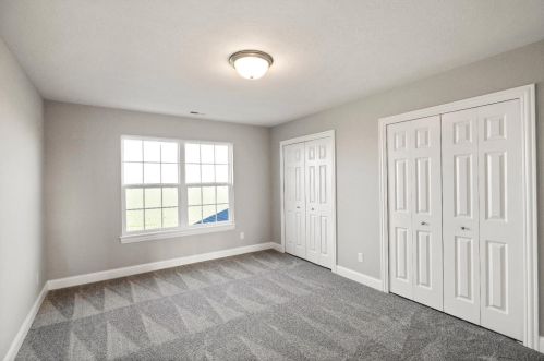 10188 Sentry Dr, Dyer IN  46373 exterior