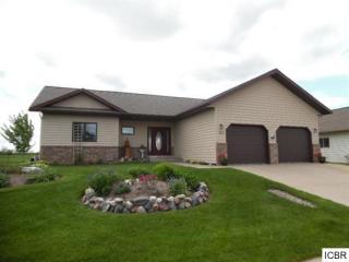 411 Congdon St, Coleraine, MN 55722