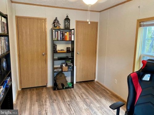 129 Locust Ln, Smithville PA  17560-9758 exterior