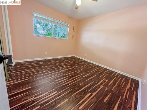 4224 Scenic Ave, West Pittsburg CA  94565-6036 exterior