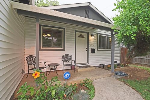 6612 Carrwood St, Citrus Heights, CA 95662-3312
