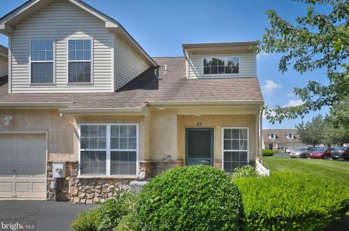 84 Stuart Dr, Norristown, PA 19401-6512