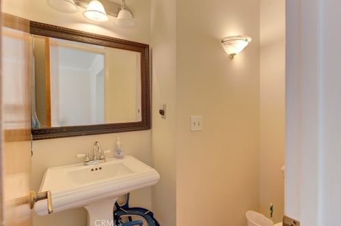 5089 Meadow Lark Ln, Lake Nacimiento CA  93446-4261 exterior