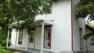 12 High St, Livonia, NY 14487-9107