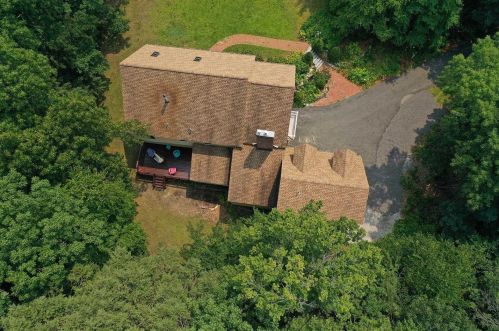 68 Faith Dr, Hampstead, NH 03841-2369