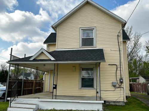 583 Silver St, Marion, OH 43302-2864