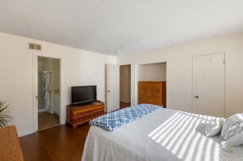 675 Dana Dr, Santa Paula CA  93060-1614 exterior