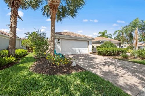 28724 Xenon Way, Bonita Springs, FL 34135-8601