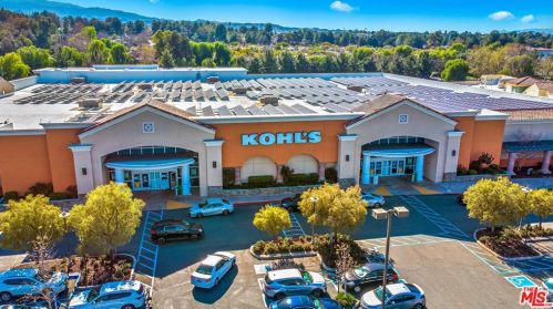 23705 Del Monte Dr, Santa Clarita CA  91355-3815 exterior