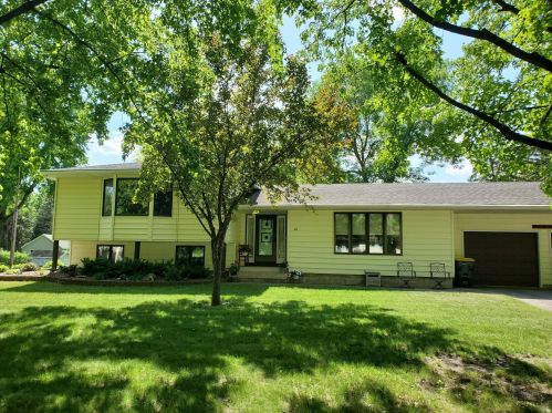 113 Sunrise Ln, Prinsburg, MN 56281-9764