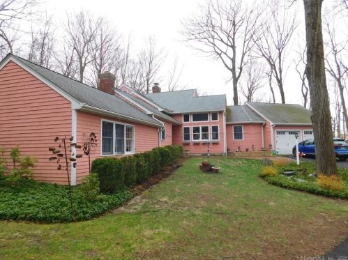 362 Old Sib Rd, Ridgefield, CT 06877-2317