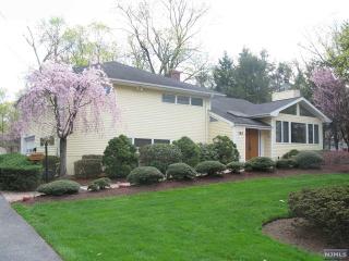 154 Madison Ave, Haworth, NJ 07641-1319