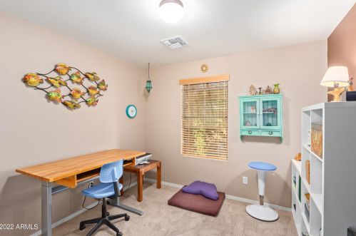 2852 Dunbar Dr, Phoenix AZ  85042-6074 exterior