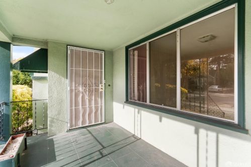 163 Iris St, Redwood City CA  94062-1950 exterior