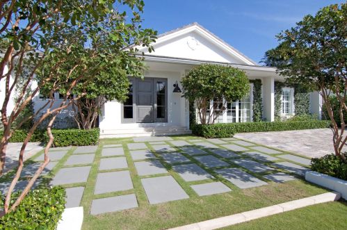 221 El Dorado Ln, Palm Beach, FL 33480-3301