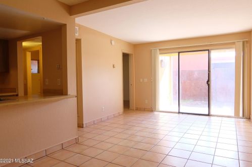 2131 Margaret Ave, Tucson AZ 85716-2722 exterior