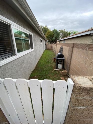 10402 Whirlaway St, Cypress CA  90630-4466 exterior