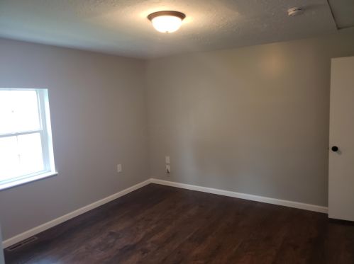 1105 Leesburg Ave, Washington Ch OH  43160-1257 exterior