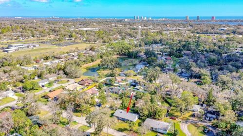 1019 Chippewa Trl, Daytona Beach FL 32117-3122 exterior